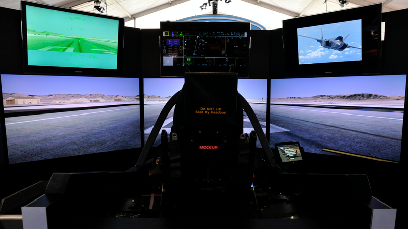 Illustration for article titled How A Flight Sim Taught Me To Fly And Kill With The F-35 Lightning II